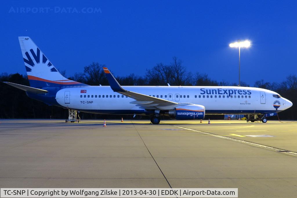 TC-SNP, 2010 Boeing 737-8HC C/N 40777, visitor