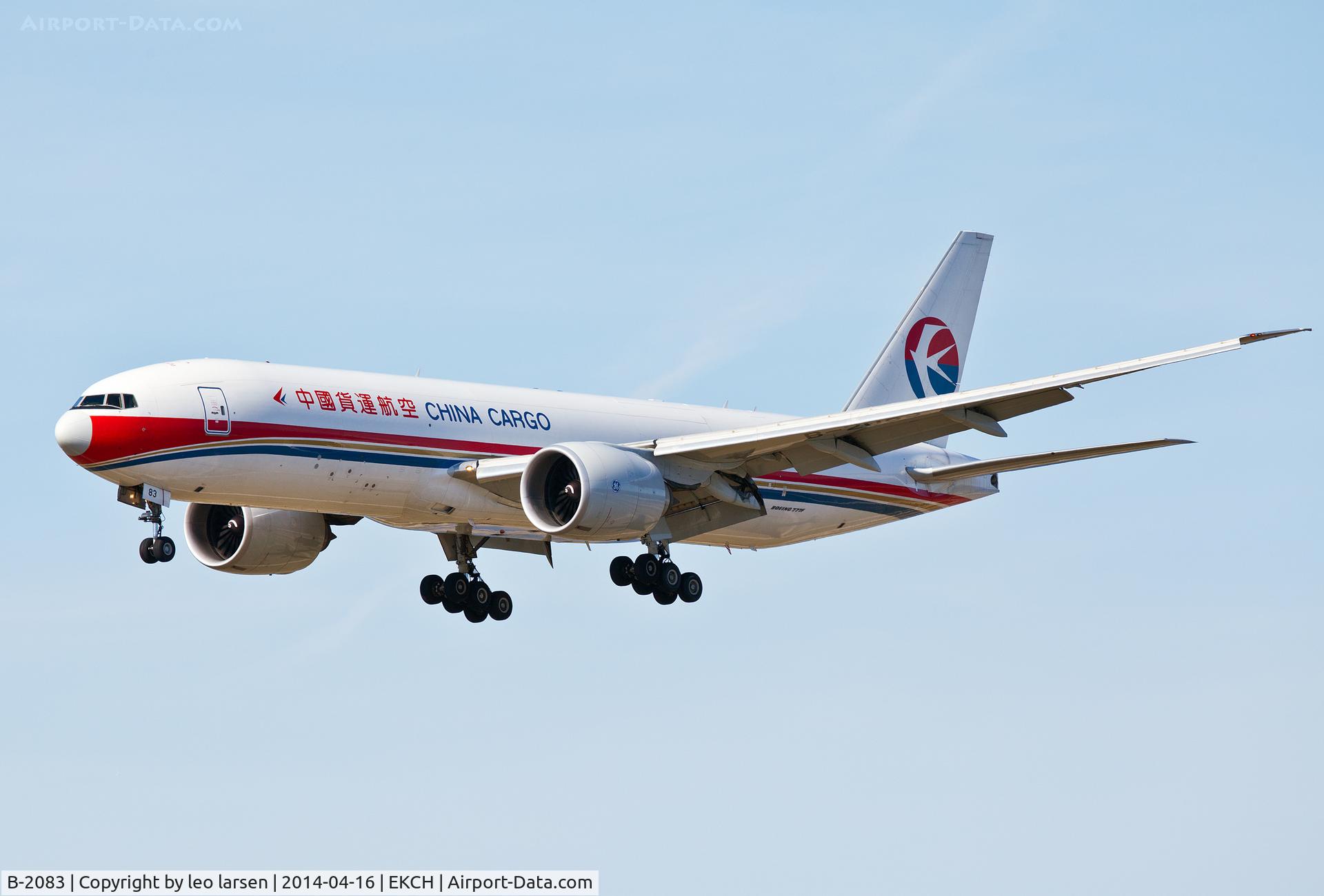 B-2083, 2011 Boeing 777-F6N C/N 37717, Copenhagen Kastrup R-22L 16.4.14