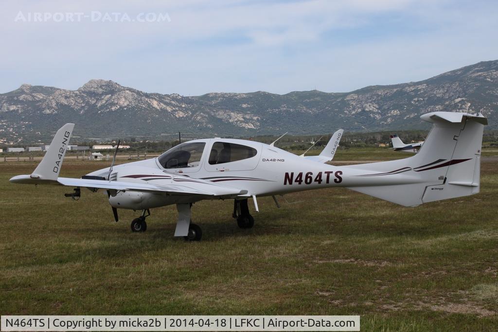 N464TS, 2007 Diamond DA-42 Twin Star C/N 42.AC064, Parked