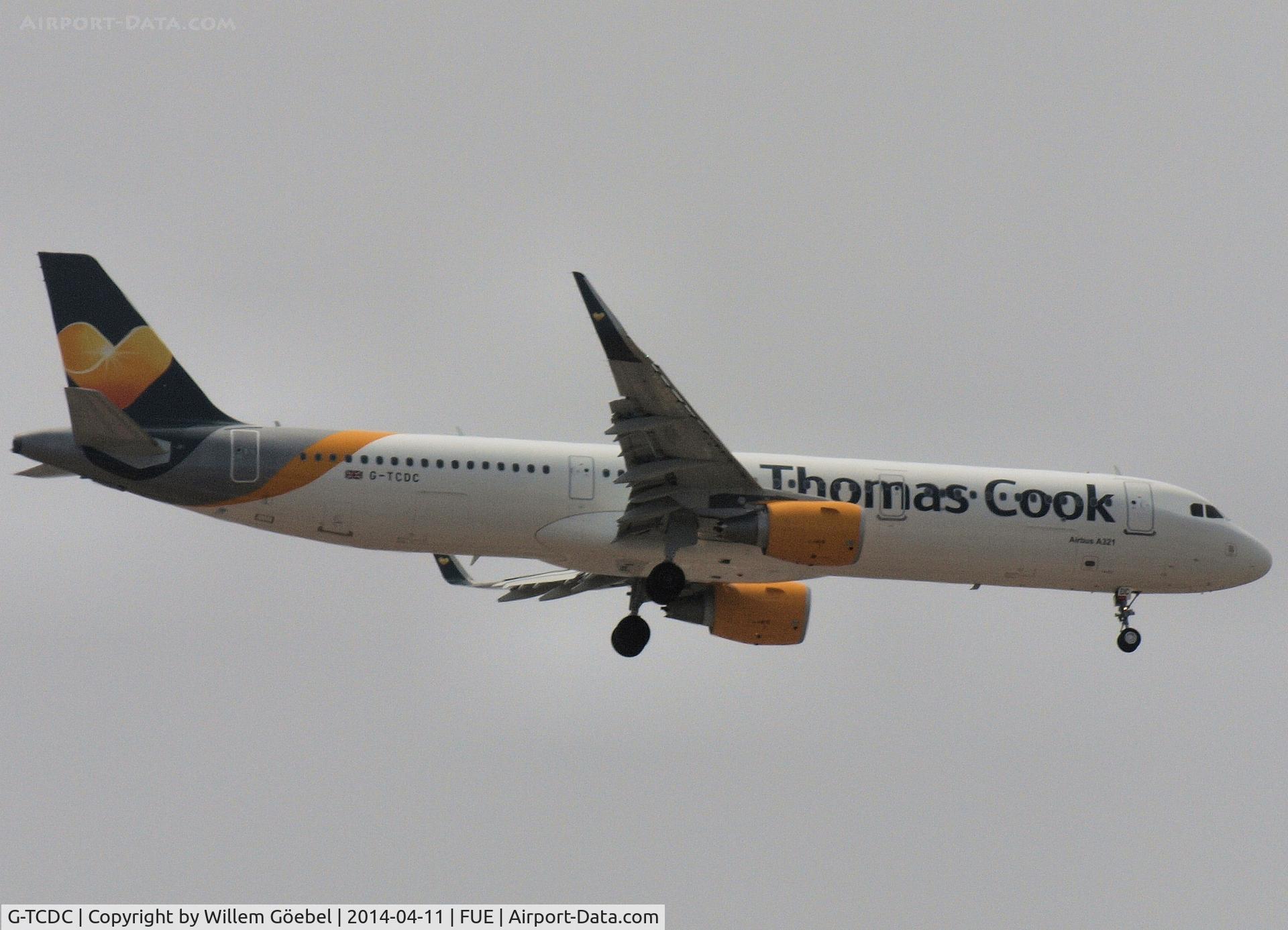 G-TCDC, 2013 Airbus A321-211 C/N 5872, Prepare for landing on Fuertefentura Airport