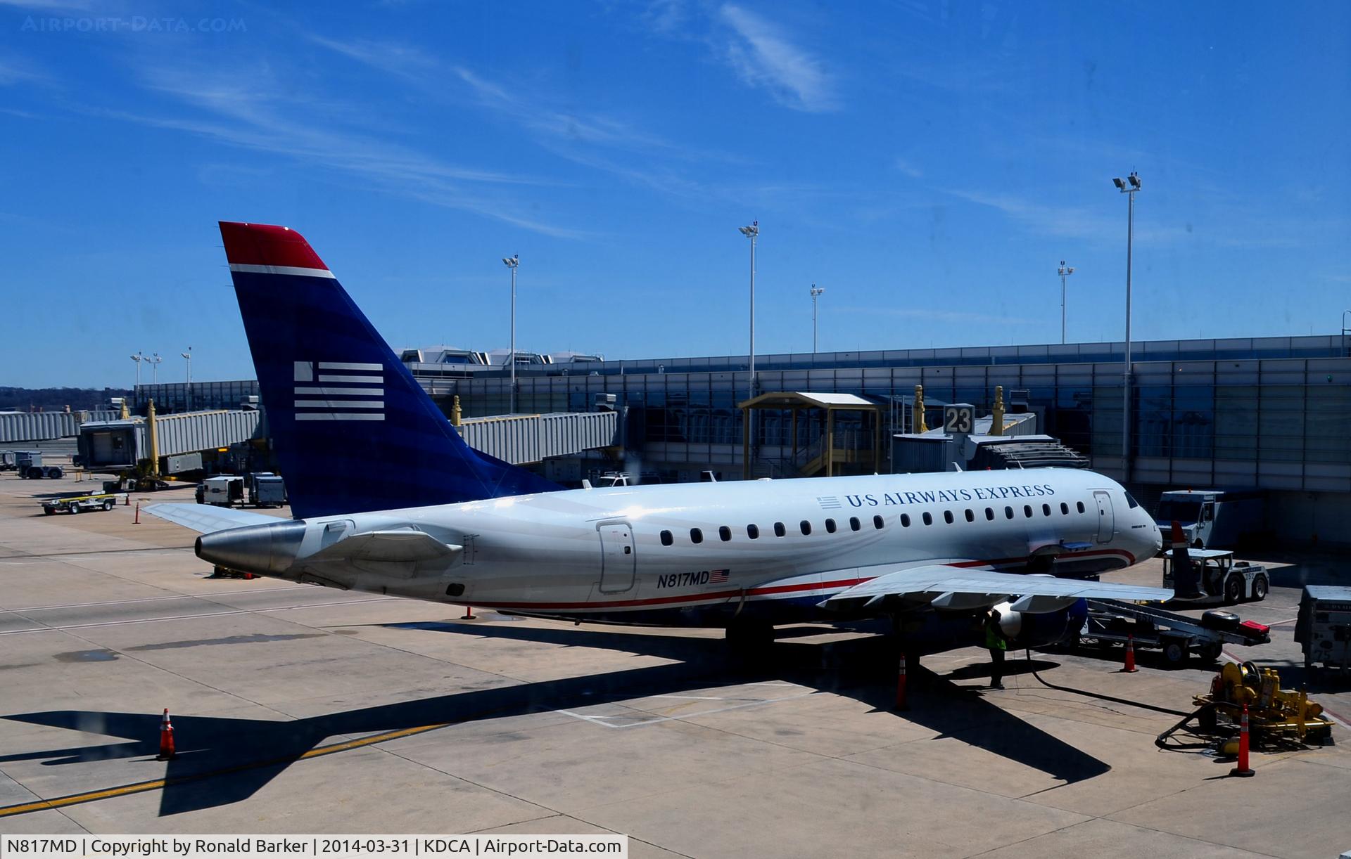 N817MD, 2004 Embraer 170SU (ERJ-170-100SU) C/N 17000038, Gate 23 National