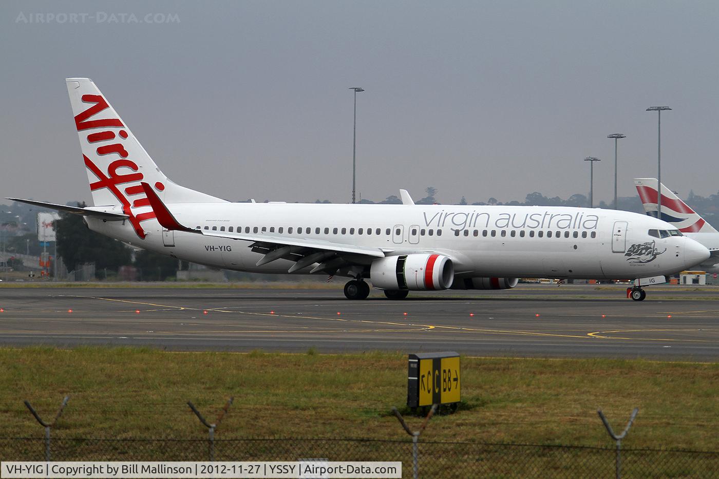 VH-YIG, 2012 Boeing 737-8FE C/N 38711, taxiing from 34L