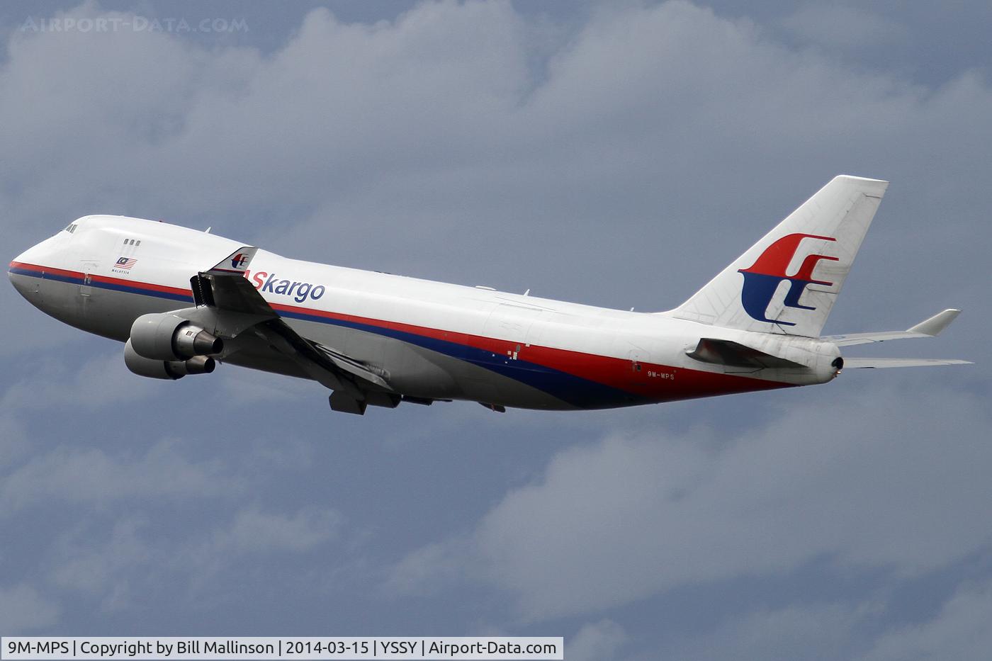 9M-MPS, 2006 Boeing 747-4H6F C/N 29902, away from 34L