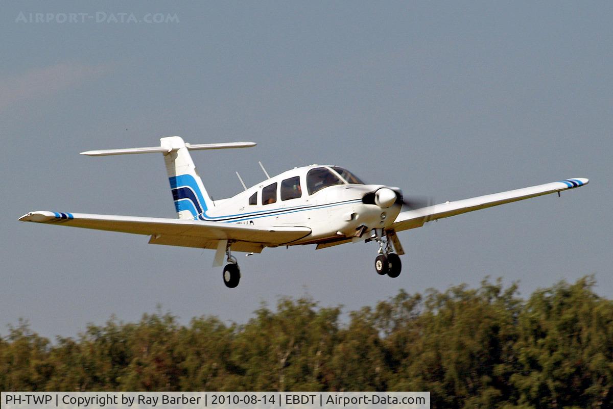 PH-TWP, Piper PA-28RT-201 Arrow IV C/N 28R-7918215, Piper PA-28RT-201 Arrow IV [28R-7918215] Schaffen-Diest~OO 14/08/2010