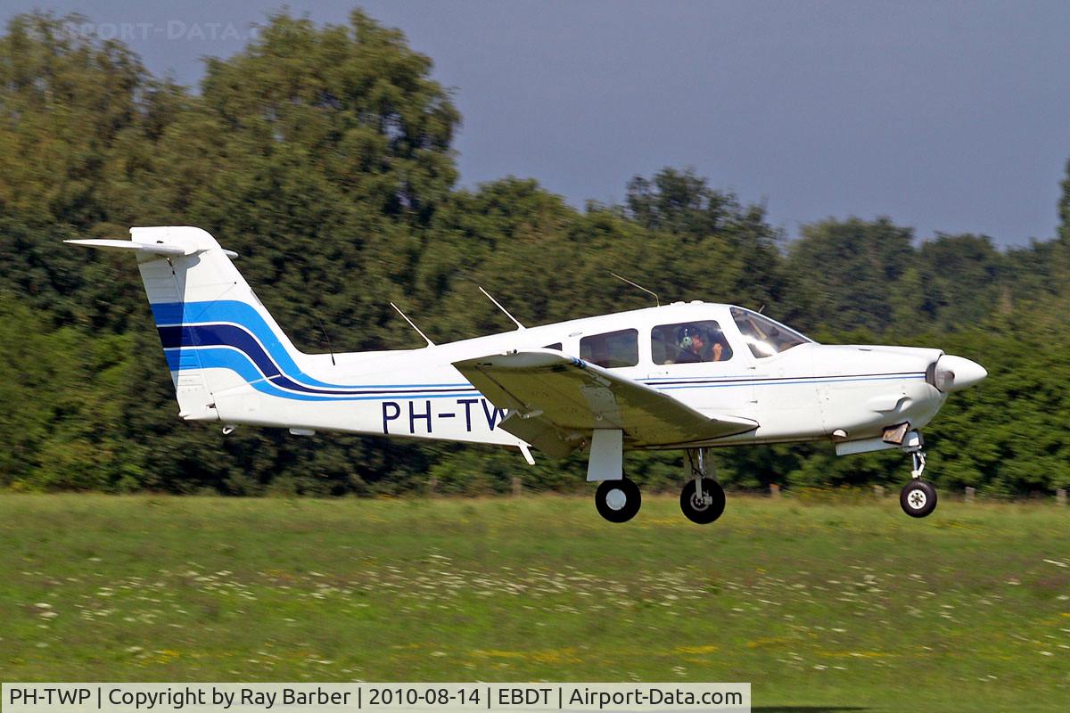 PH-TWP, Piper PA-28RT-201 Arrow IV C/N 28R-7918215, Piper PA-28RT-201 Arrow IV [28R-7918215] Schaffen-Diest~OO 14/08/2010
