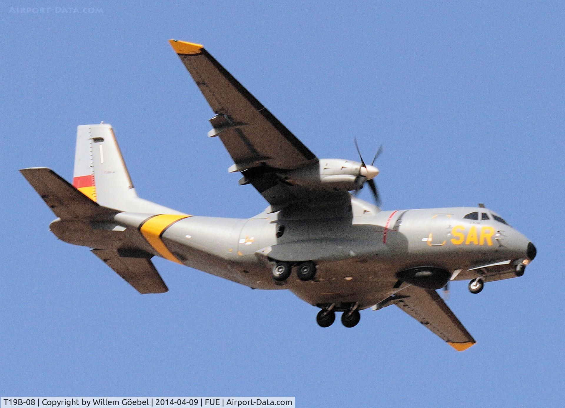 T19B-08, 1990 Airtech CN-235-100M C/N C039, Prepare for landing on Fuertefentura Airport