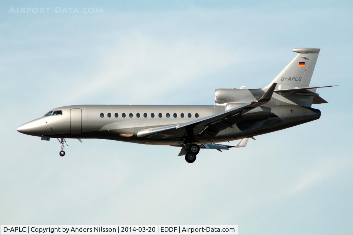 D-APLC, 2009 Dassault Falcon 7X C/N 77, On final for 25L.