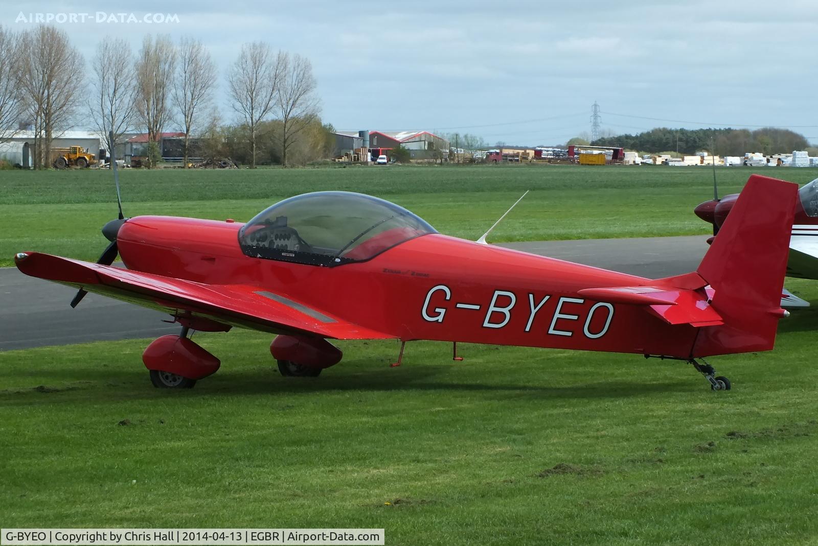 G-BYEO, 1999 Zenair CH-601 HDS Zodiac C/N PFA 162-13345, at Breighton's 'Early Bird' Fly-in 13/04/14