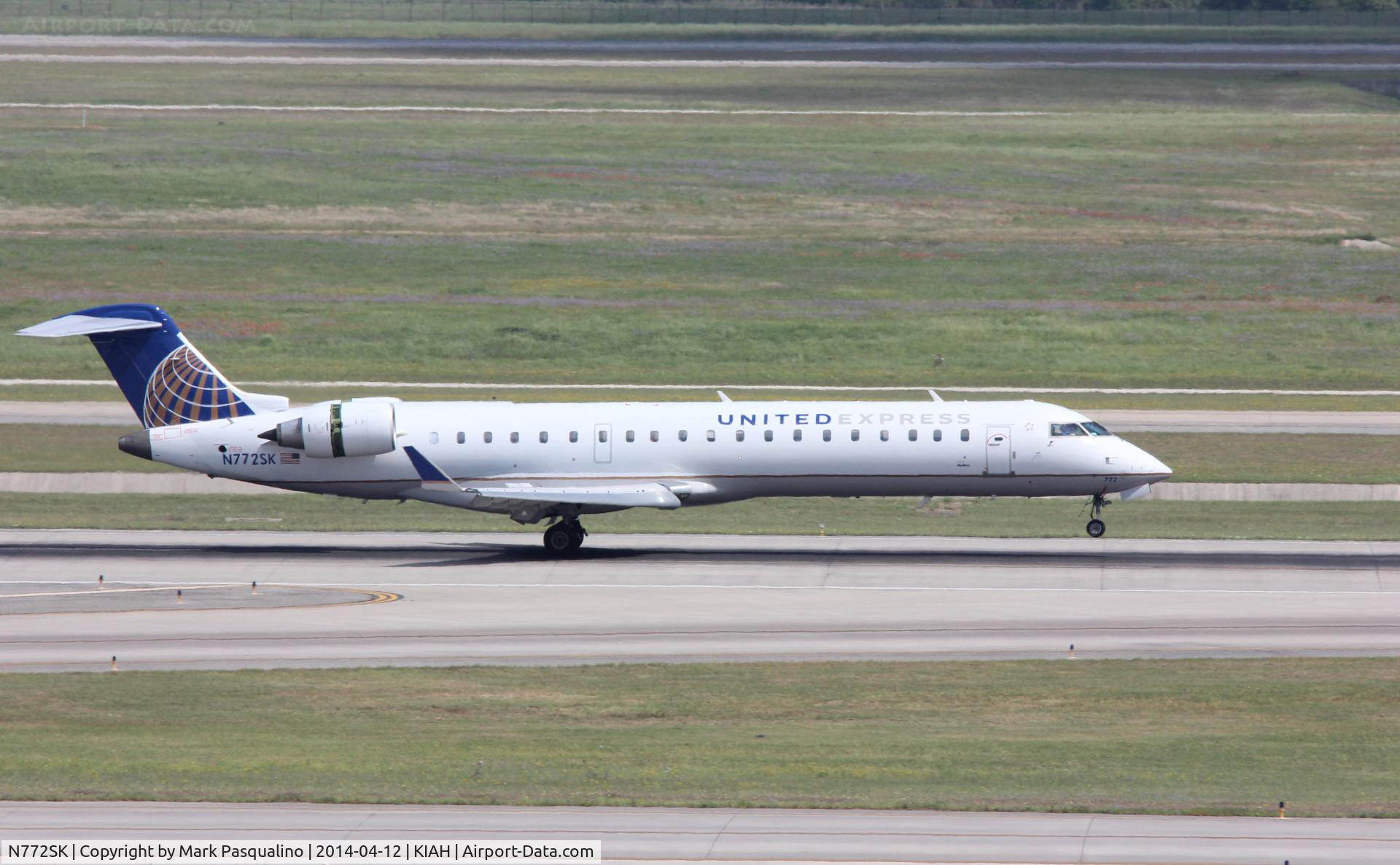 N772SK, 2005 Bombardier CRJ-702 (CL-600-2C10) Regional Jet C/N 10235, CL-600-2C10