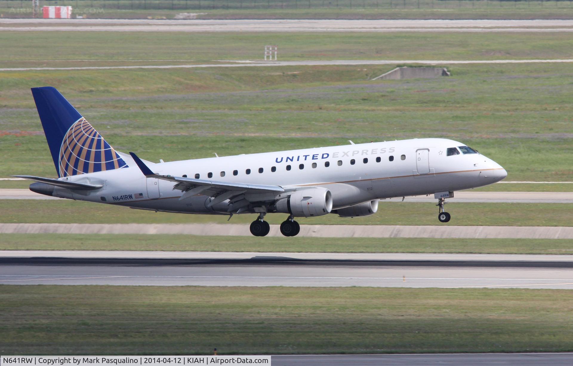 N641RW, 2004 Embraer 170SE (ERJ-170-100SE) C/N 17000062, ERJ-170-100 SE
