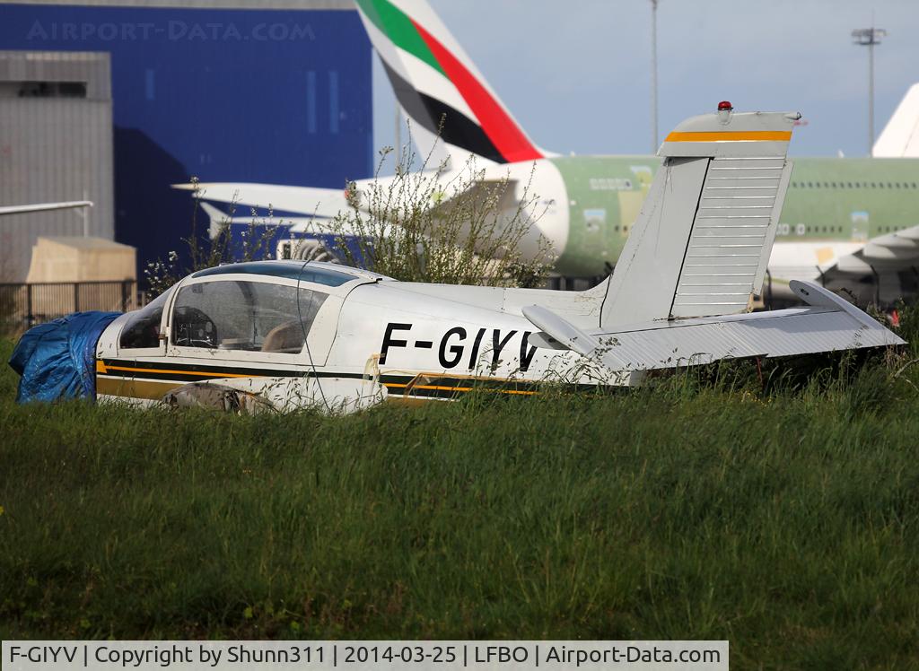 F-GIYV, Socata MS-894A Rallye Minerva C/N 11676, Fuselage stored inside Air Formation after his crash near Toulouse-Lasborde airfield in February 2004