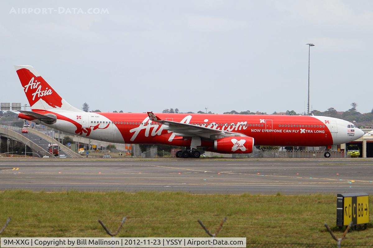 9M-XXG, 2010 Airbus A330-343X C/N 1131, taxiing from 34L