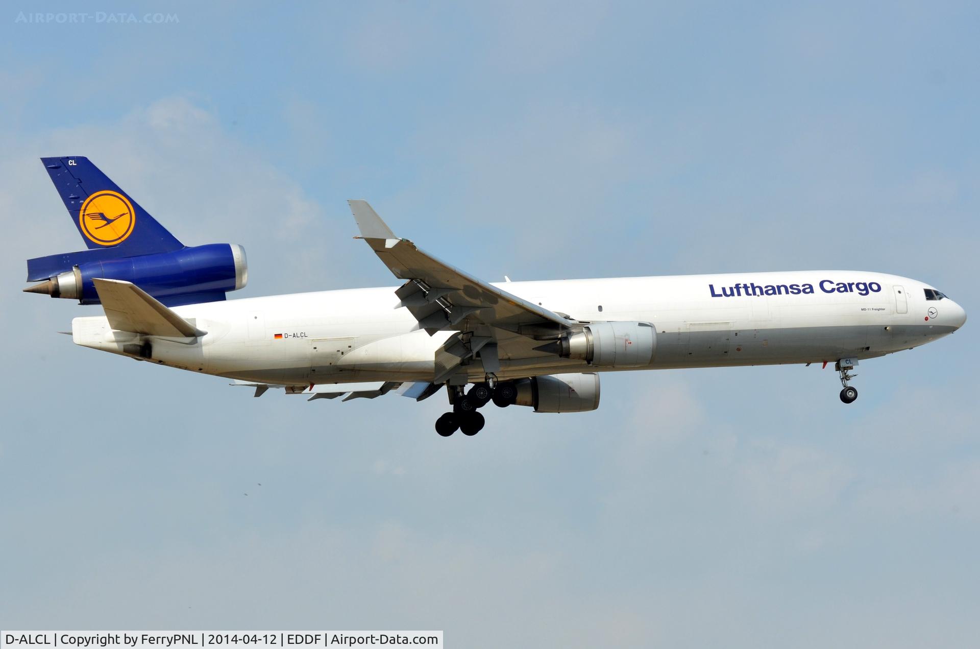 D-ALCL, 2000 McDonnell Douglas MD-11F C/N 48804, Lufthansa Cargo MD11F landing.