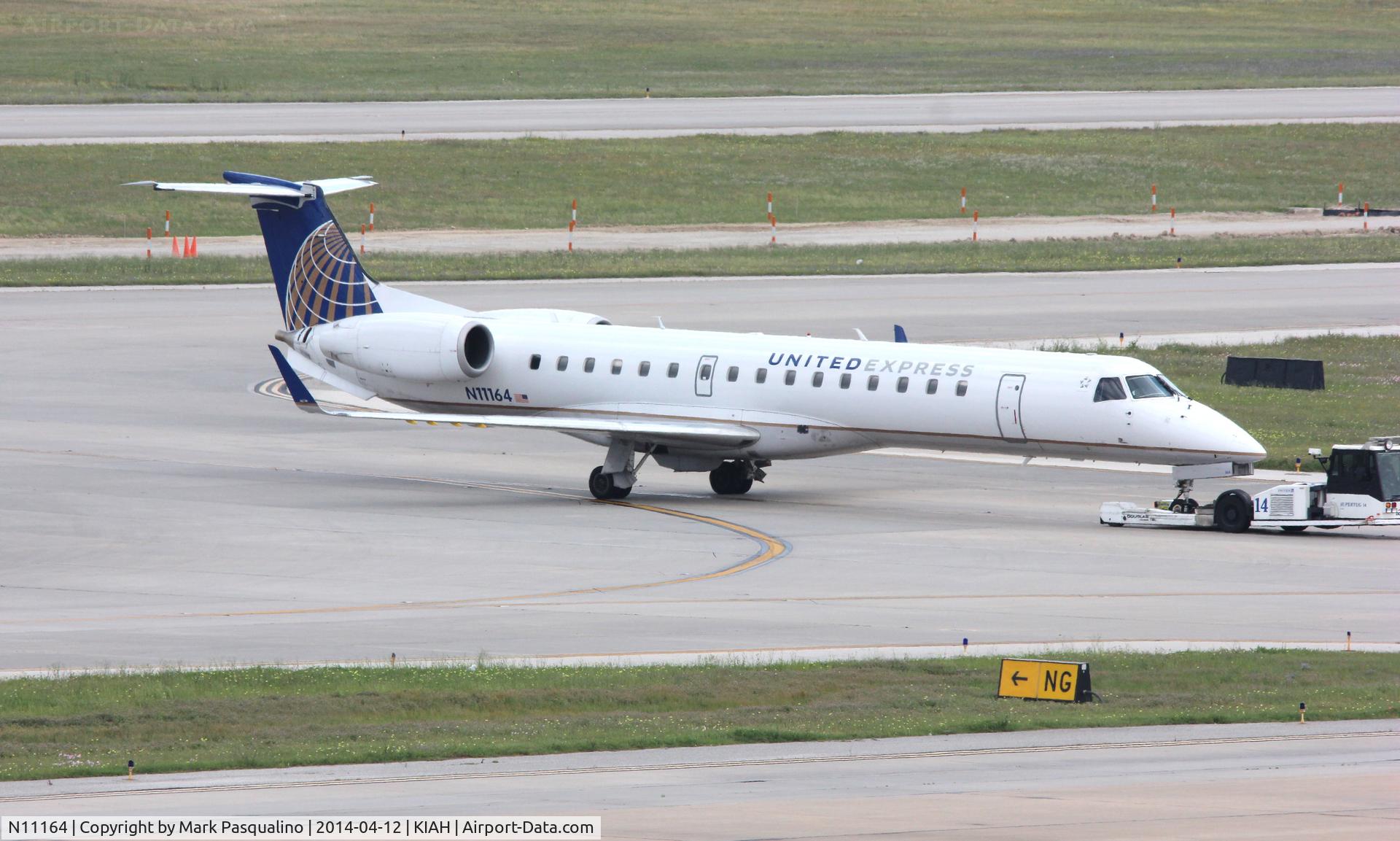 N11164, 2004 Embraer ERJ-145XR (EMB-145XR) C/N 14500817, EMB-145XR