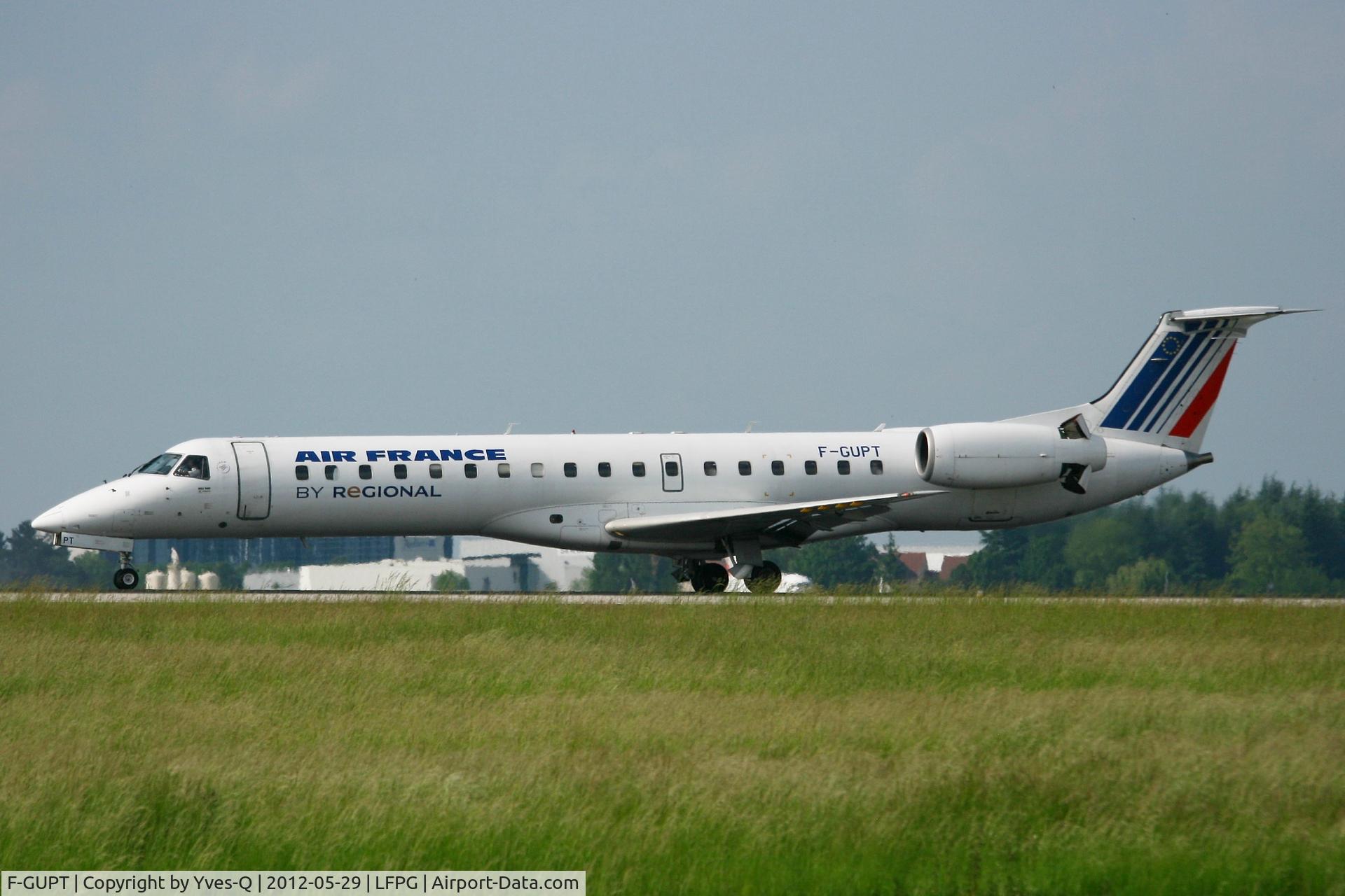 F-GUPT, 2000 Embraer ERJ-145LR (EMB-145LR) C/N 145294, Embraer EMB-145LR, Landing Rwy 26L, Roissy Charles De Gaulle Airport (LFPG-CDG)