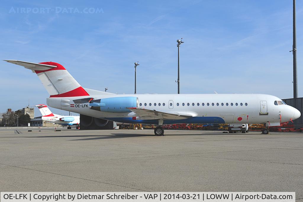 OE-LFK, 1995 Fokker 70 (F-28-0070) C/N 11555, Austrian Fokker 70