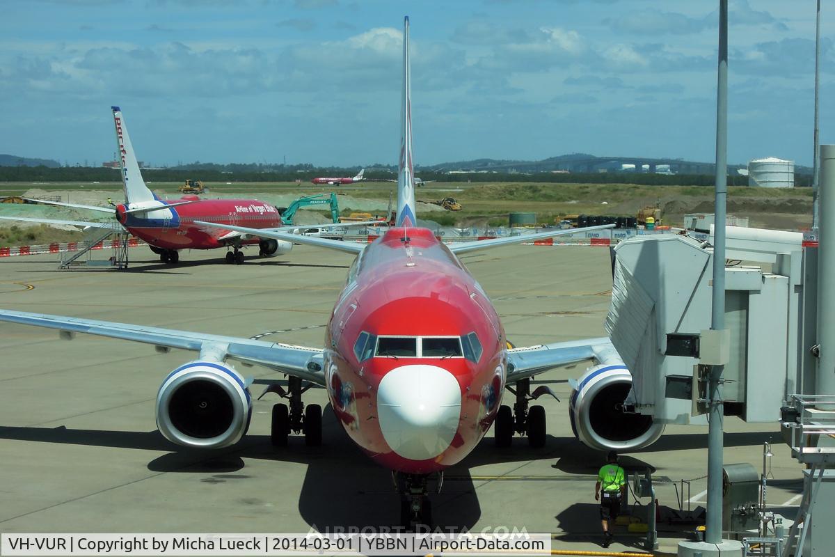 VH-VUR, 2009 Boeing 737-8FE C/N 36606, At Brisbane