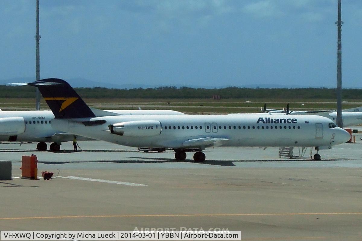 VH-XWQ, 1990 Fokker 100 (F-28-0100) C/N 11300, At Brisbane