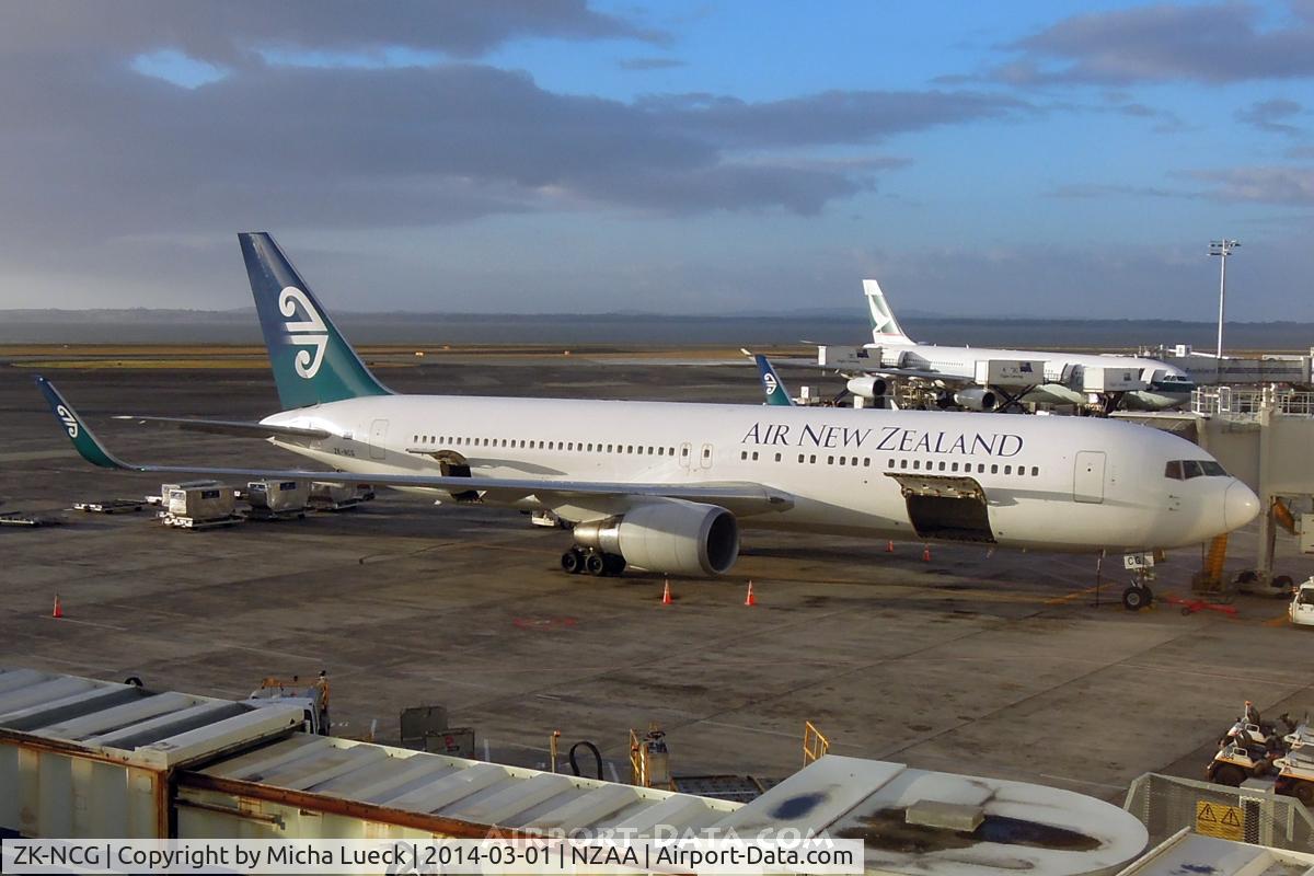 ZK-NCG, 1993 Boeing 767-319 C/N 26912, At Auckland