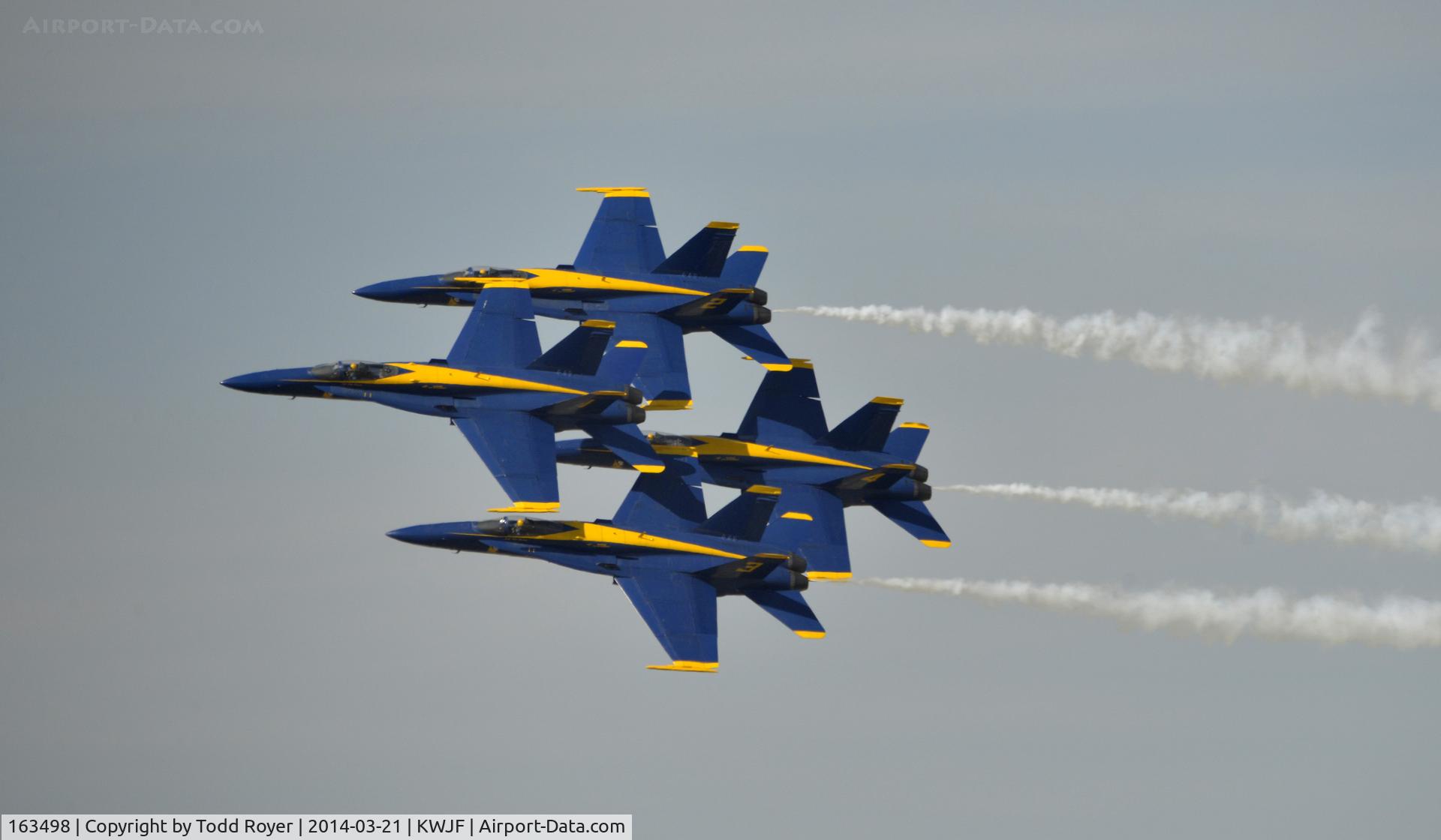 163498, 1988 McDonnell Douglas F/A-18C Hornet C/N 0737/C053, Performing at the Los Angeles County Airshow 2014