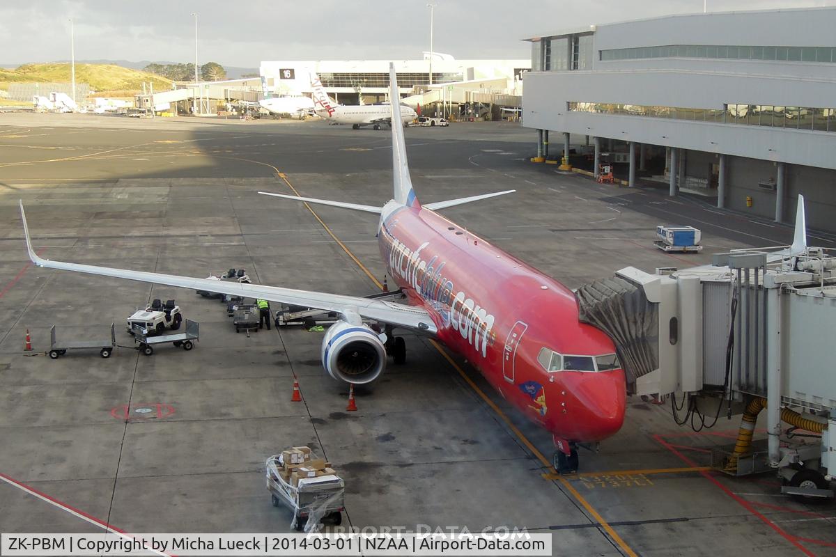 ZK-PBM, 2008 Boeing 737-8FE C/N 36601, At Auckland