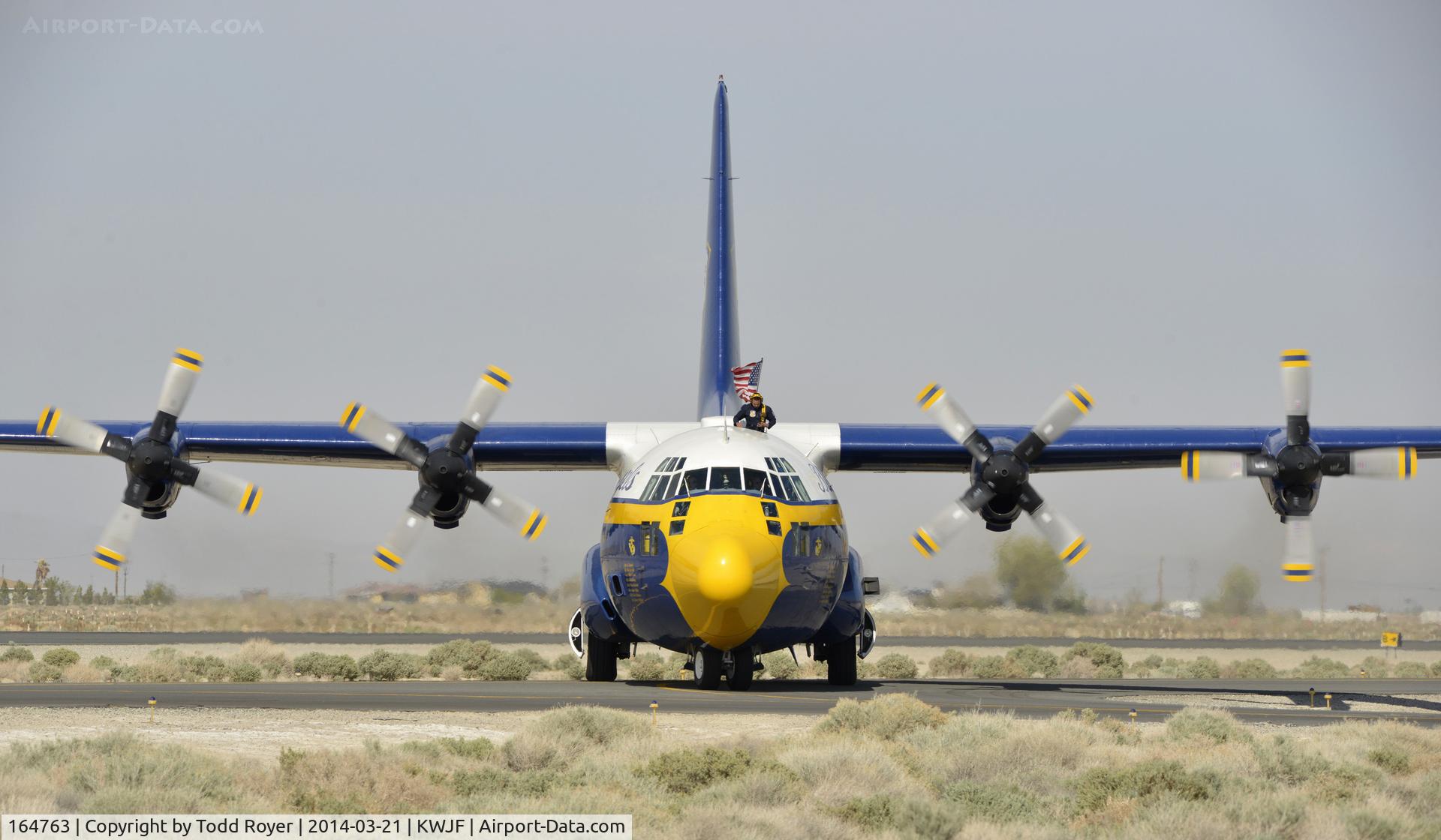 164763, 1992 Lockheed C-130T Hercules C/N 382-5258, Taxiing in after performing