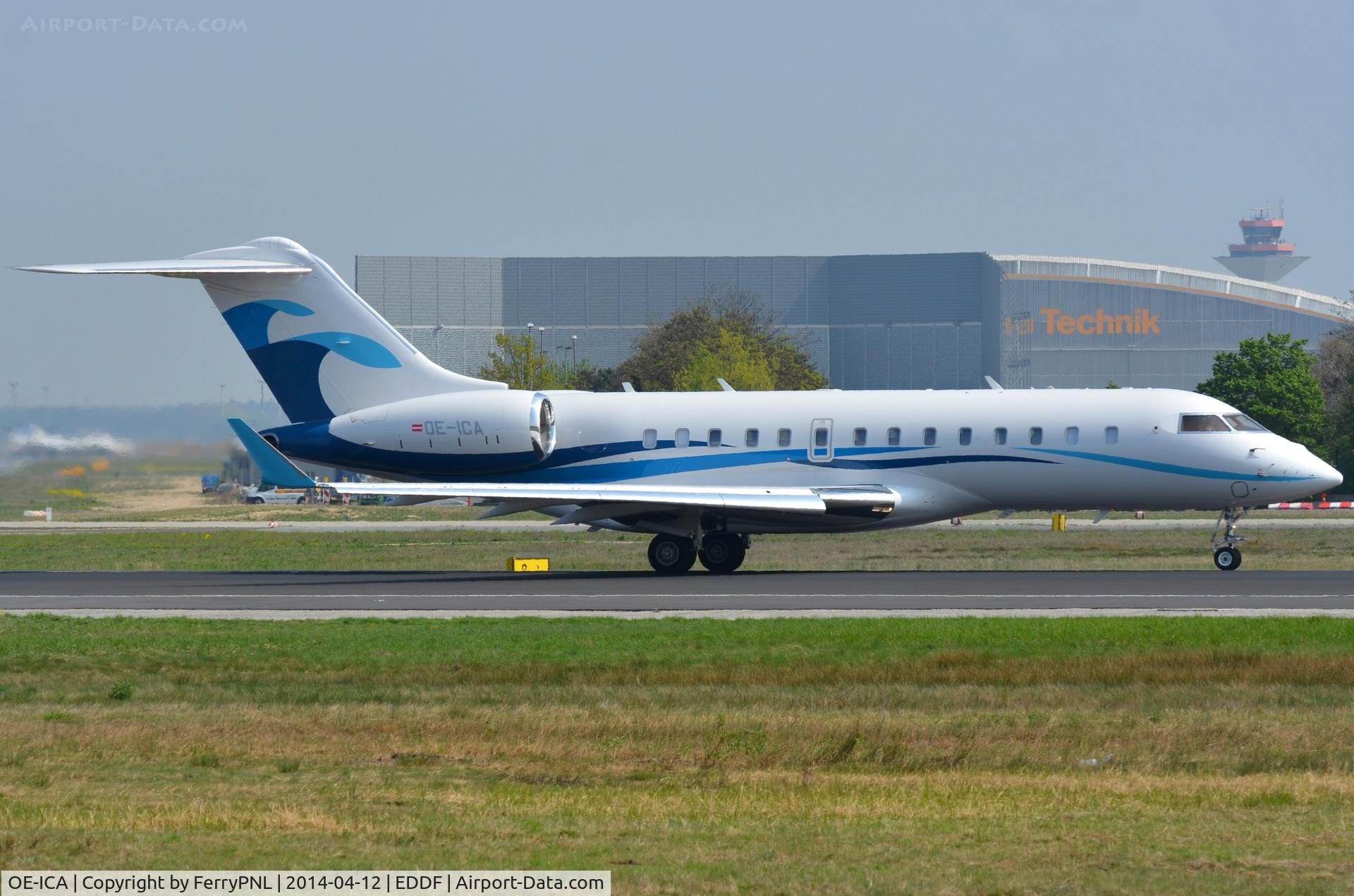 OE-ICA, 2013 Bombardier BD-700-1A10 Global 5000 C/N 9542, Glex taking-off