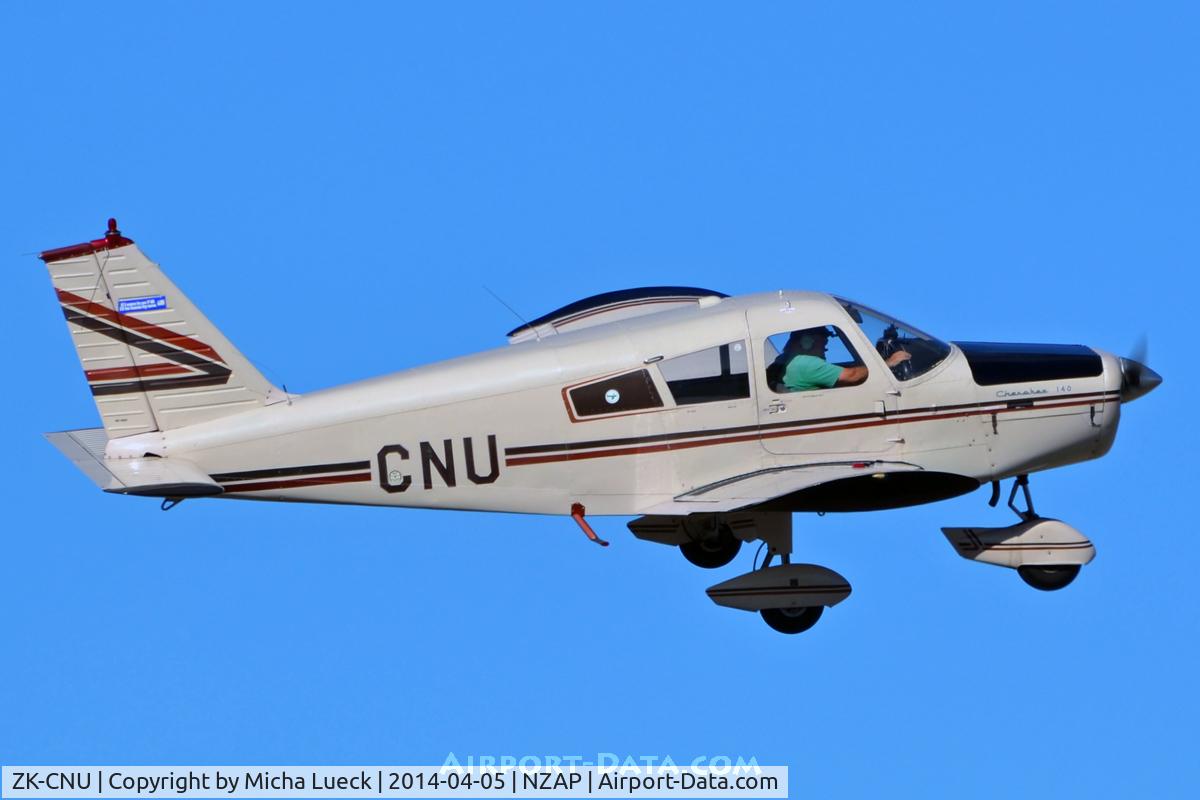 ZK-CNU, Piper PA-28-140 C/N 28-22297, At Taupo