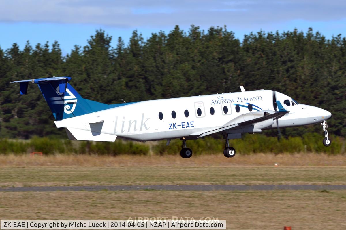 ZK-EAE, 2001 Beech 1900D C/N UE-428, At Taupo