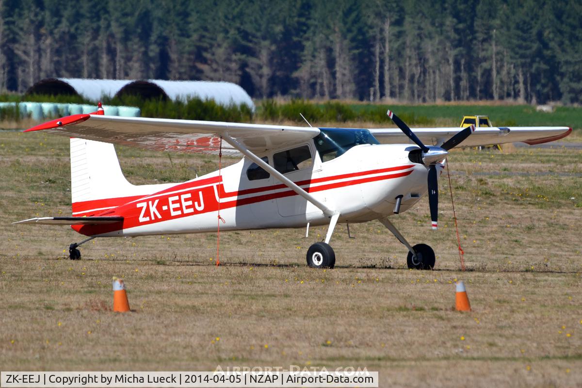 ZK-EEJ, Cessna 180B C/N 50557, At Taupo