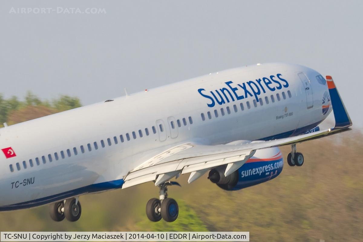 TC-SNU, 2010 Boeing 737-8HC C/N 40756, Boeing 737-8HC