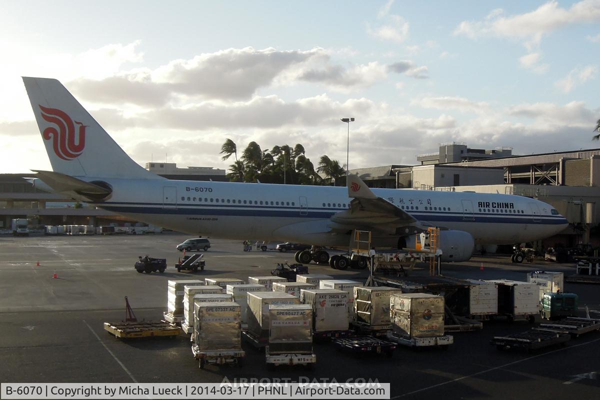 B-6070, 2006 Airbus A330-243 C/N 750, At Honolulu