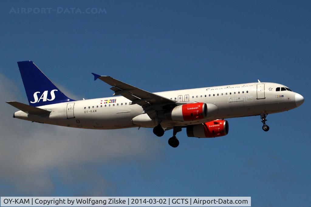 OY-KAM, 2006 Airbus A320-232 C/N 2911, visitor