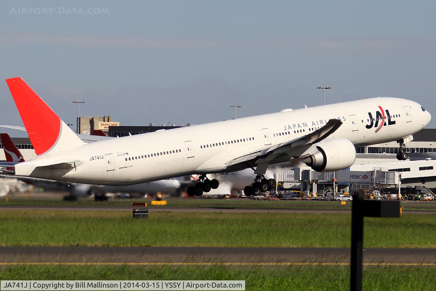 JA741J, 2009 Boeing 777-346/ER C/N 36128, away off 34L