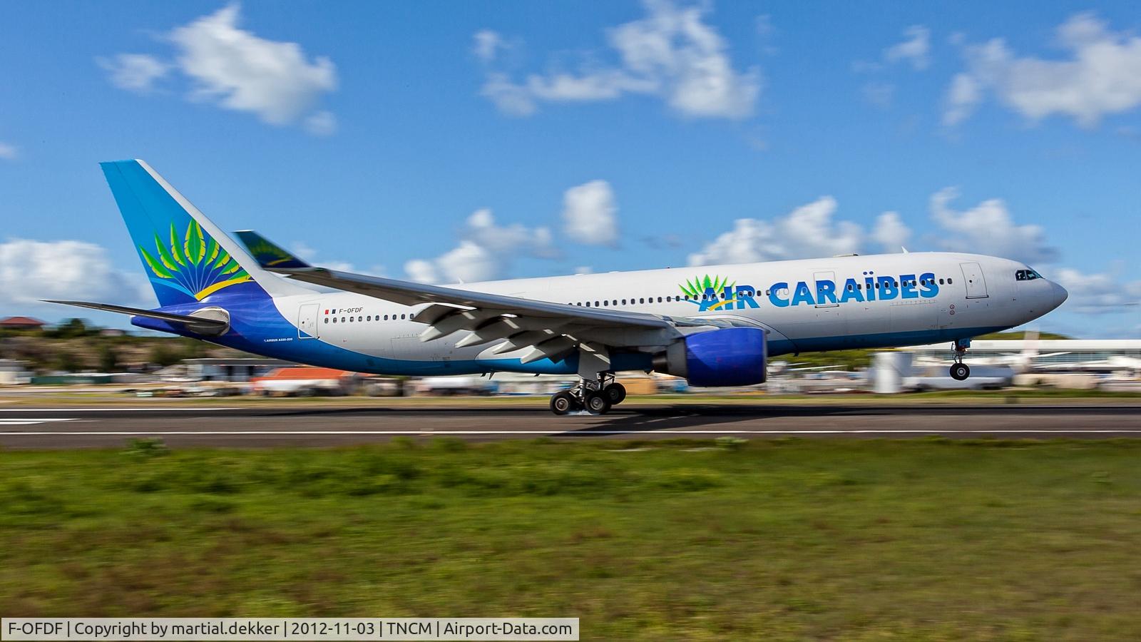 F-OFDF, 1999 Airbus A330-223 C/N 253, Landing to SXM