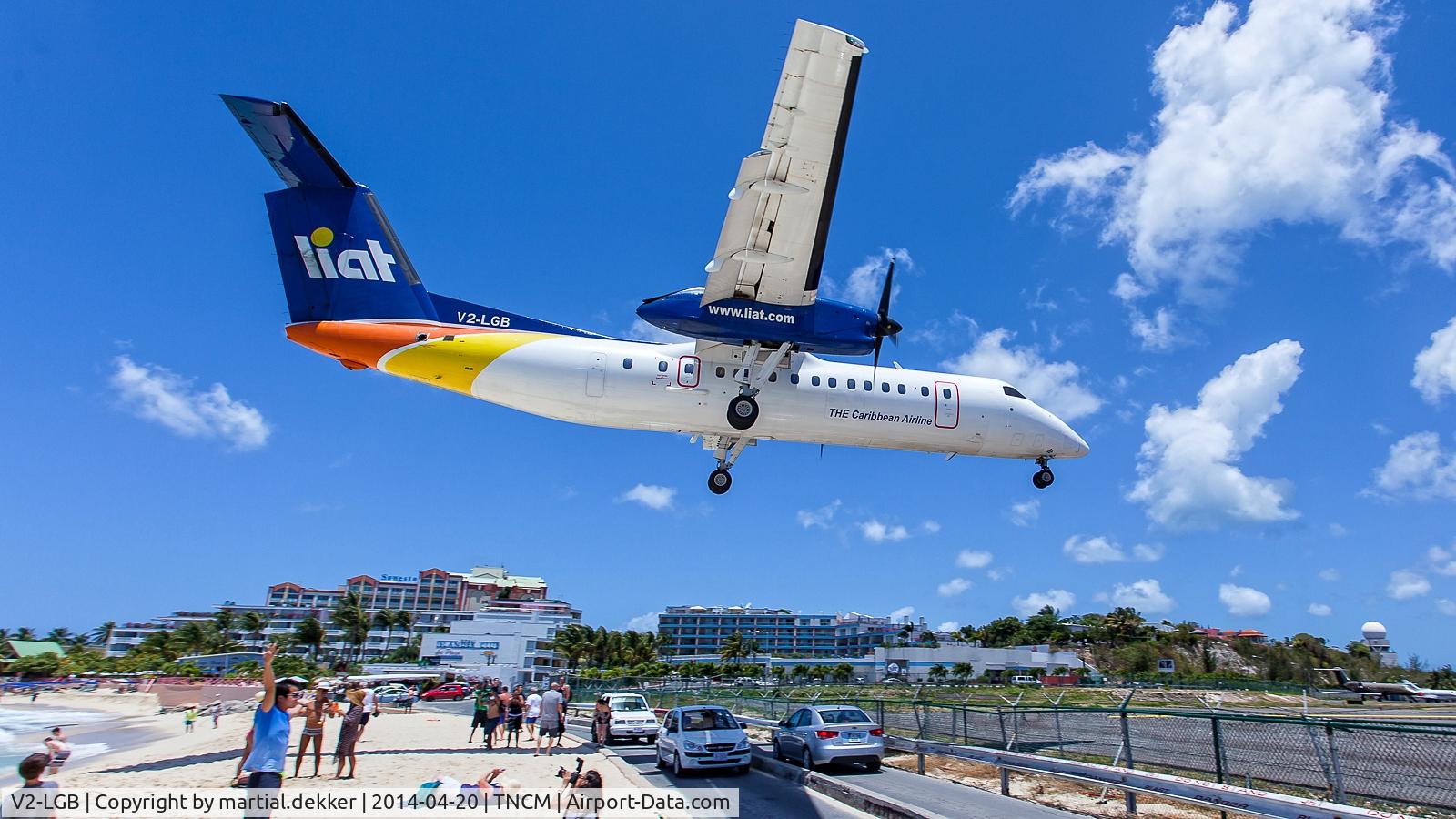 V2-LGB, 1991 De Havilland Canada DHC-8-311 Dash 8 C/N 266, Landing to SXM