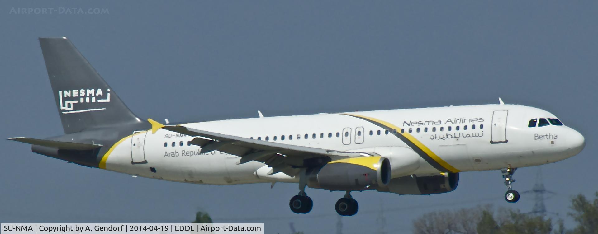 SU-NMA, 2002 Airbus A320-232 C/N 1697, Nesma Airlines, here on short finals at Düsseldorf Int'l(EDDL)