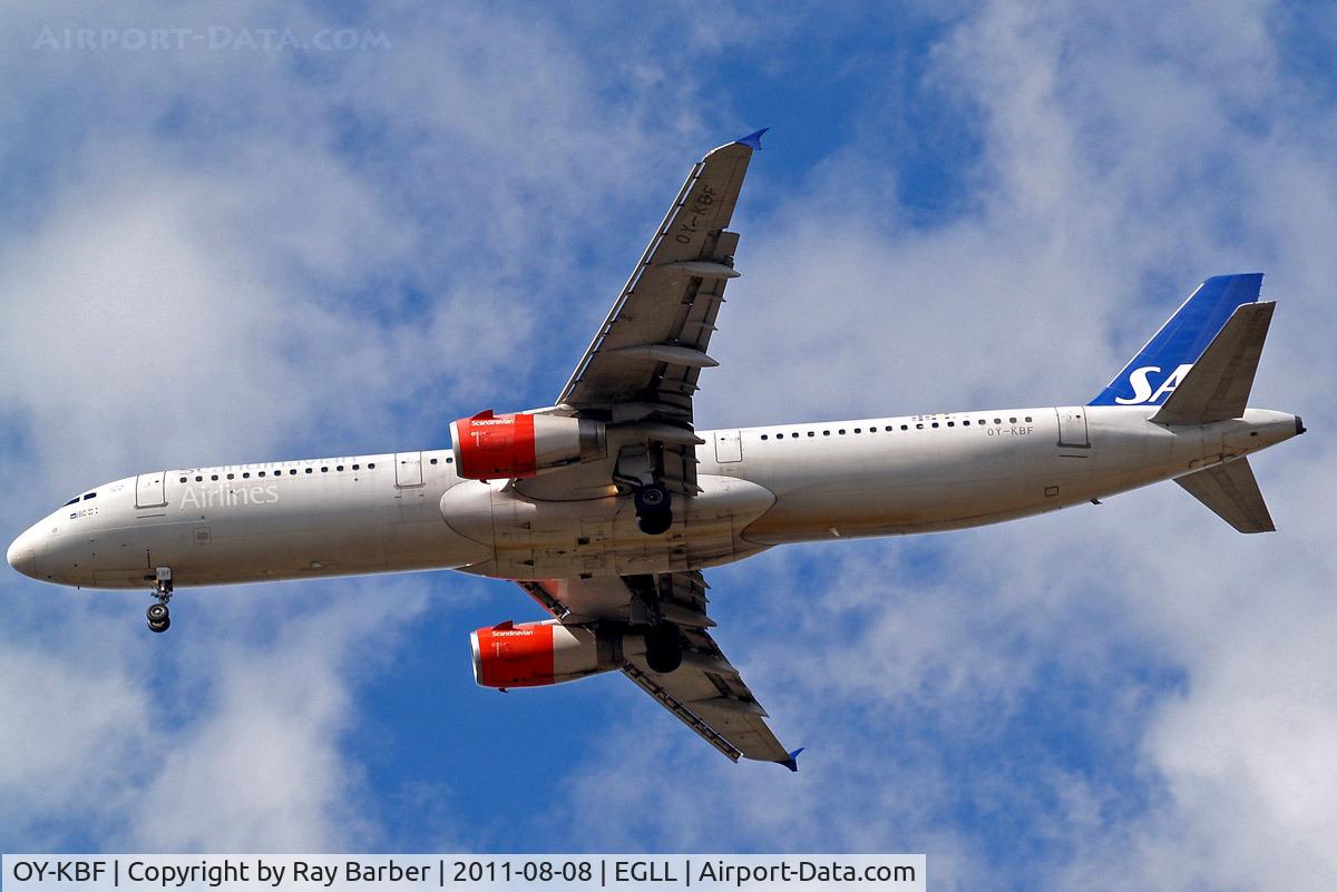 OY-KBF, 2002 Airbus A321-232 C/N 1807, OY-KBF   Airbus A321-232 [1807] (SAS Scandinavian Airlines) Home~G 08/08/2011. On approach 27R.