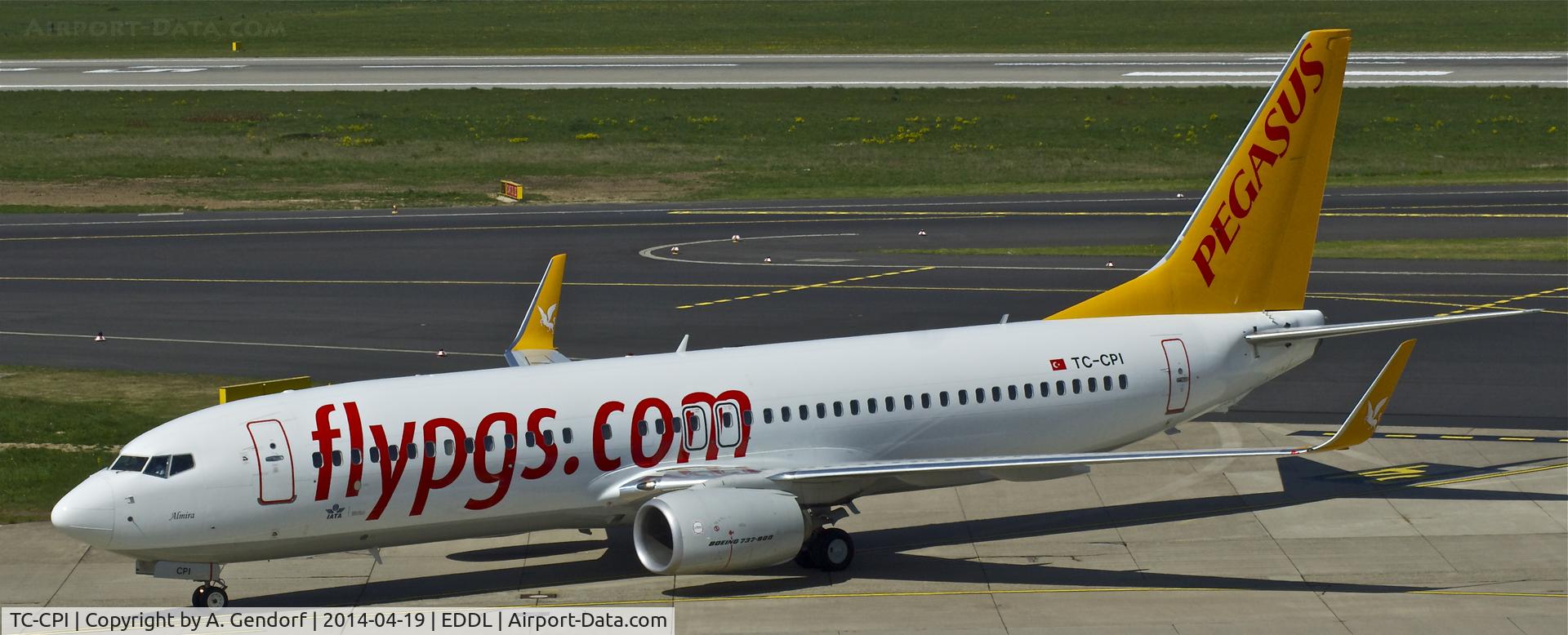 TC-CPI, 2012 Boeing 737-82R C/N 40014, Pegasus, seen here taxiing to the gate at Düsseldorf Int'l(EDDL)