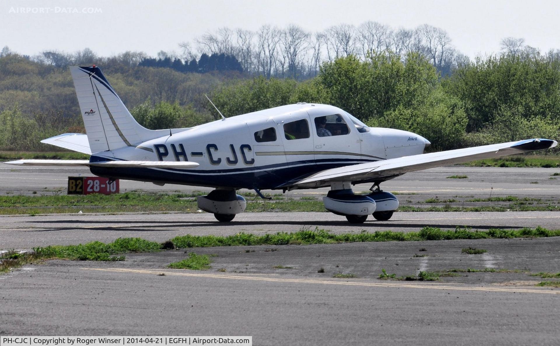 PH-CJC, 2004 Piper PA-28-181 Archer III C/N 2843595, Visiting Cherokee Archer III.