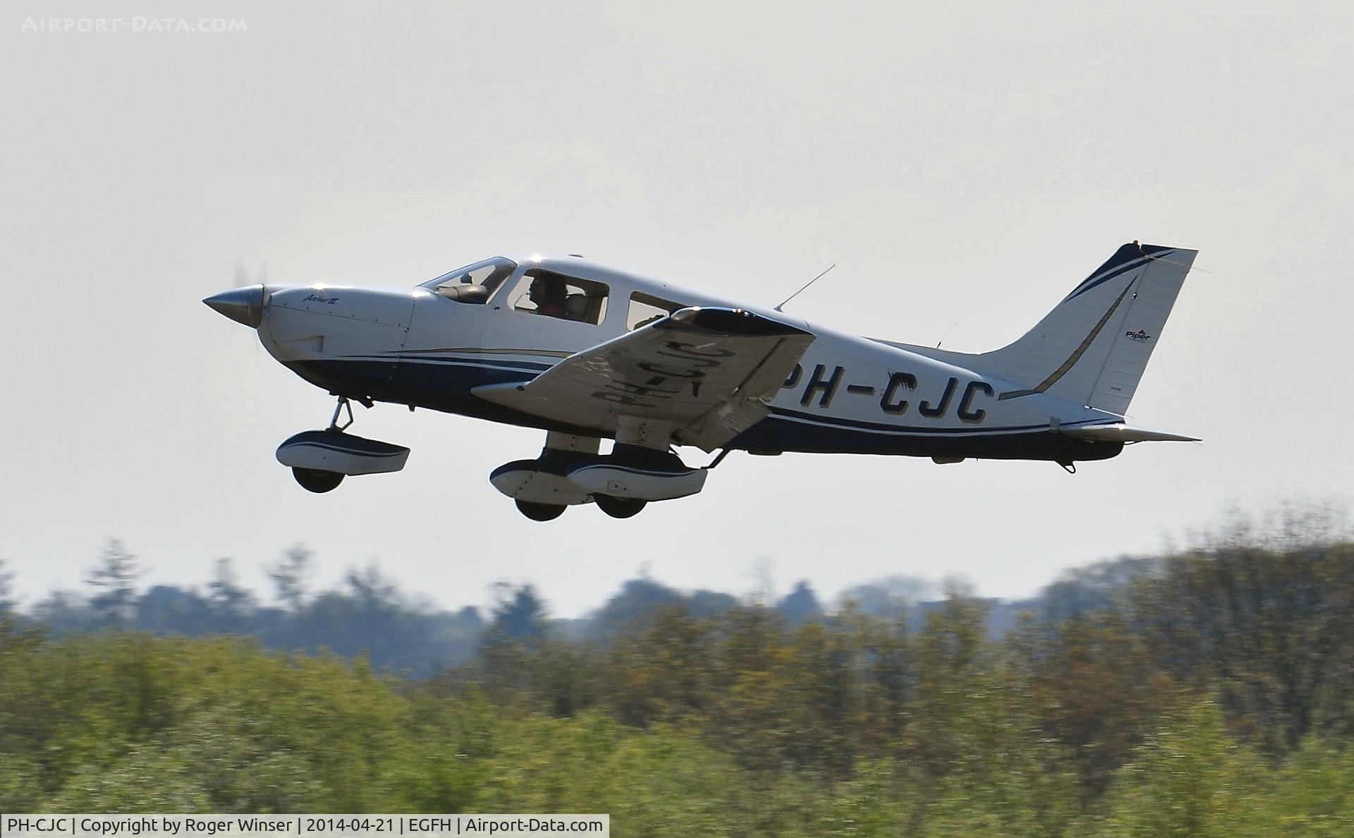 PH-CJC, 2004 Piper PA-28-181 Archer III C/N 2843595, Visiting Cherokee Archer III.