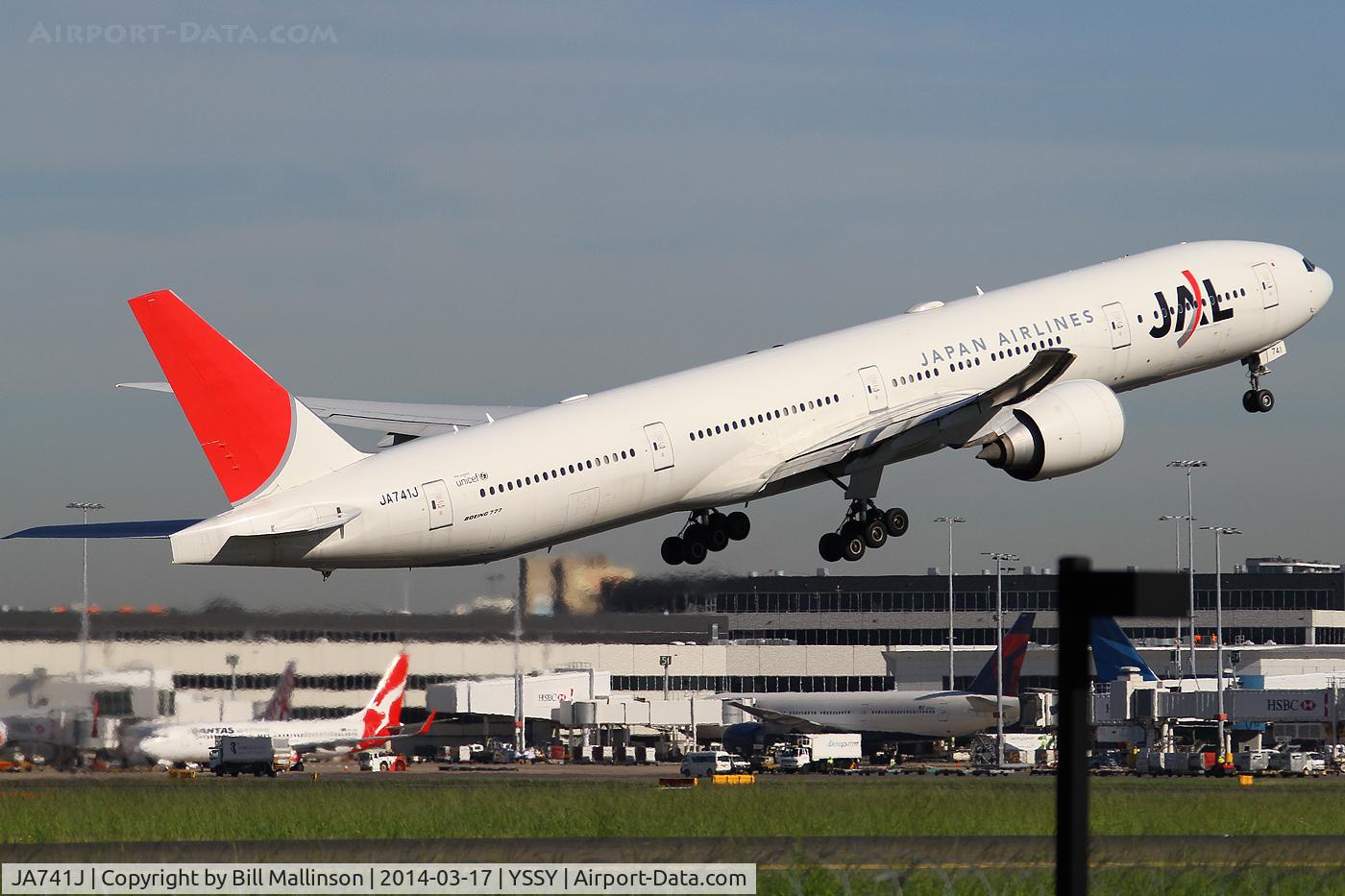 JA741J, 2009 Boeing 777-346/ER C/N 36128, off from 34L