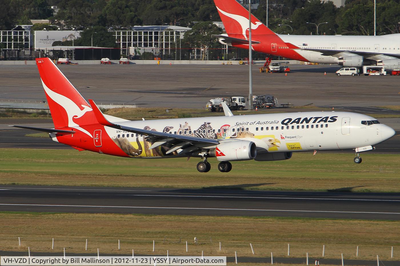 VH-VZD, 2008 Boeing 737-838 C/N 34198, about to touch 16R
