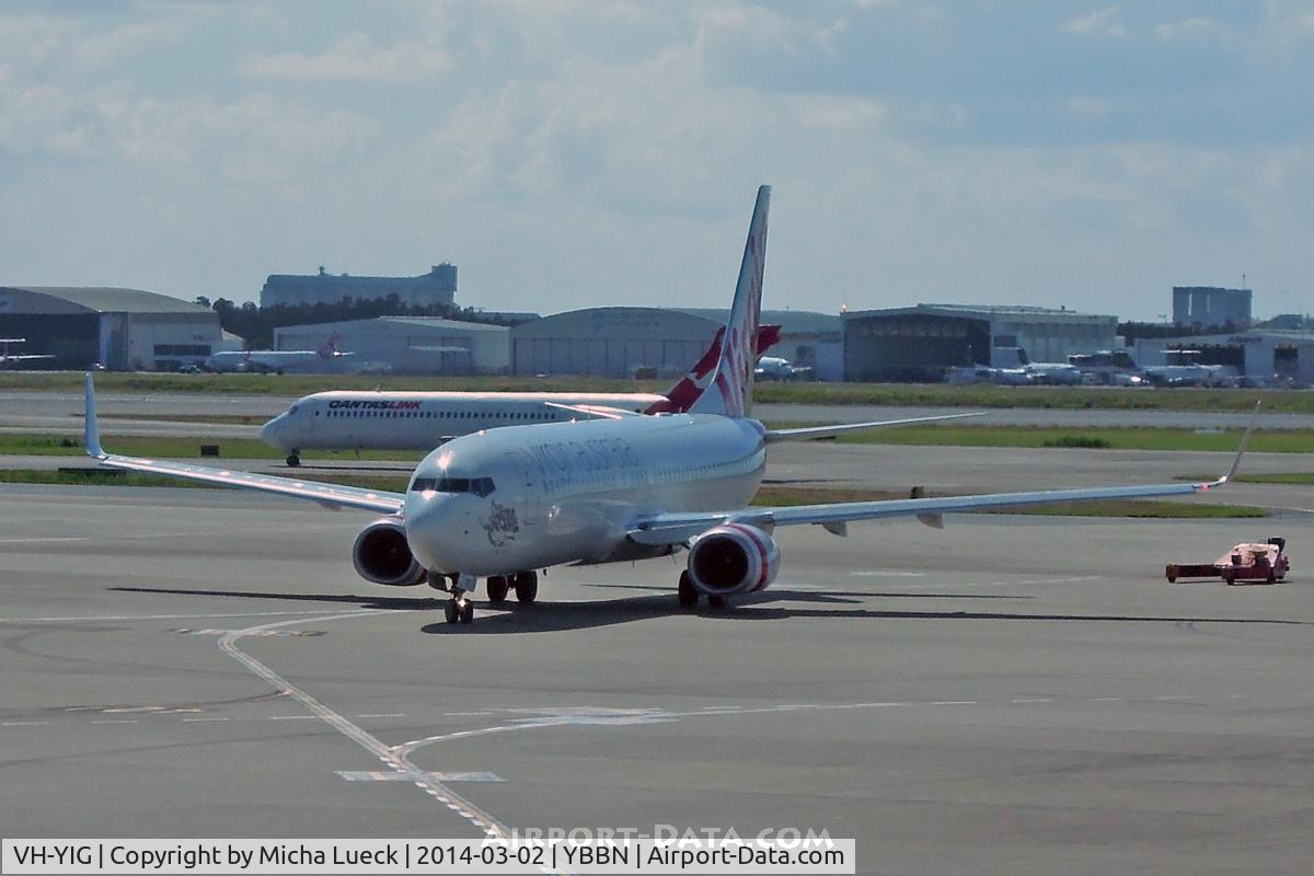 VH-YIG, 2012 Boeing 737-8FE C/N 38711, At Brisbane