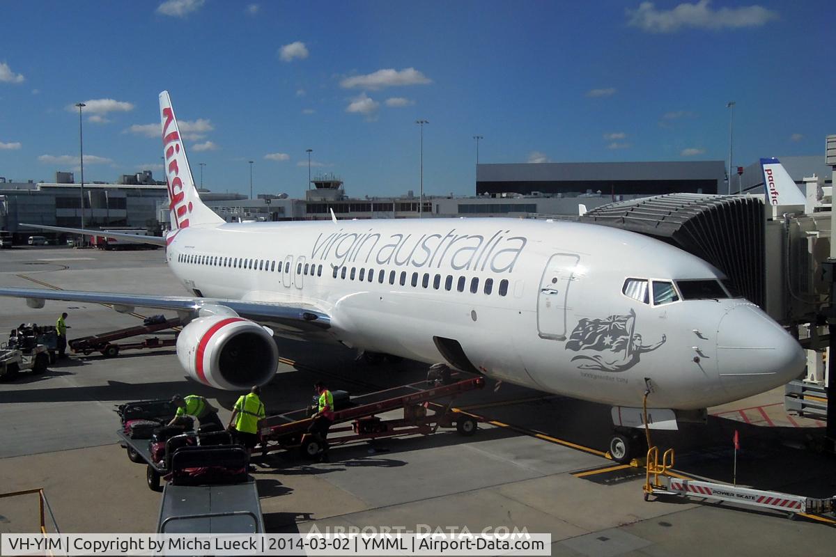 VH-YIM, 2012 Boeing 737-8FE C/N 38716, At Tullamarine