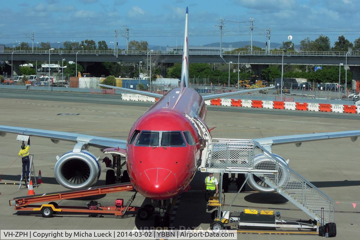 VH-ZPH, 2008 Embraer 190AR (ERJ-190-100IGW) C/N 19000199, At Brisbane