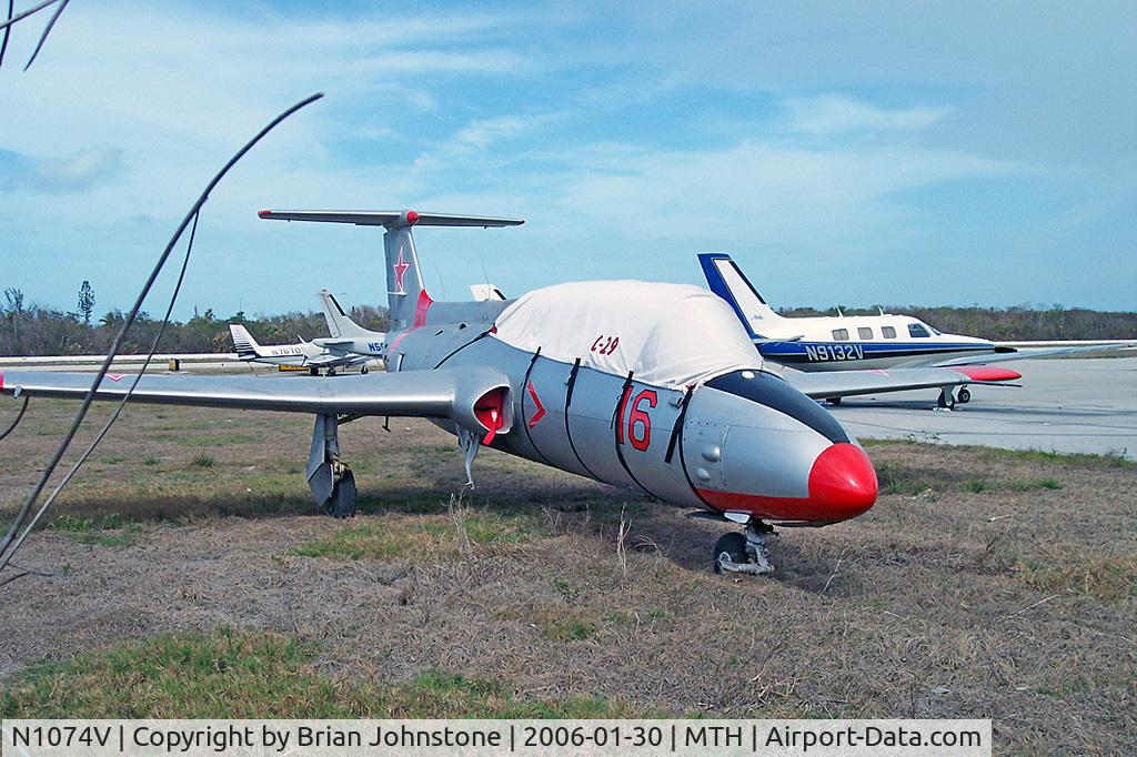 N1074V, 1967 Aero L-29 Delfin C/N 792546, N1074V Aero L29 Delfin MTH 30.1.06