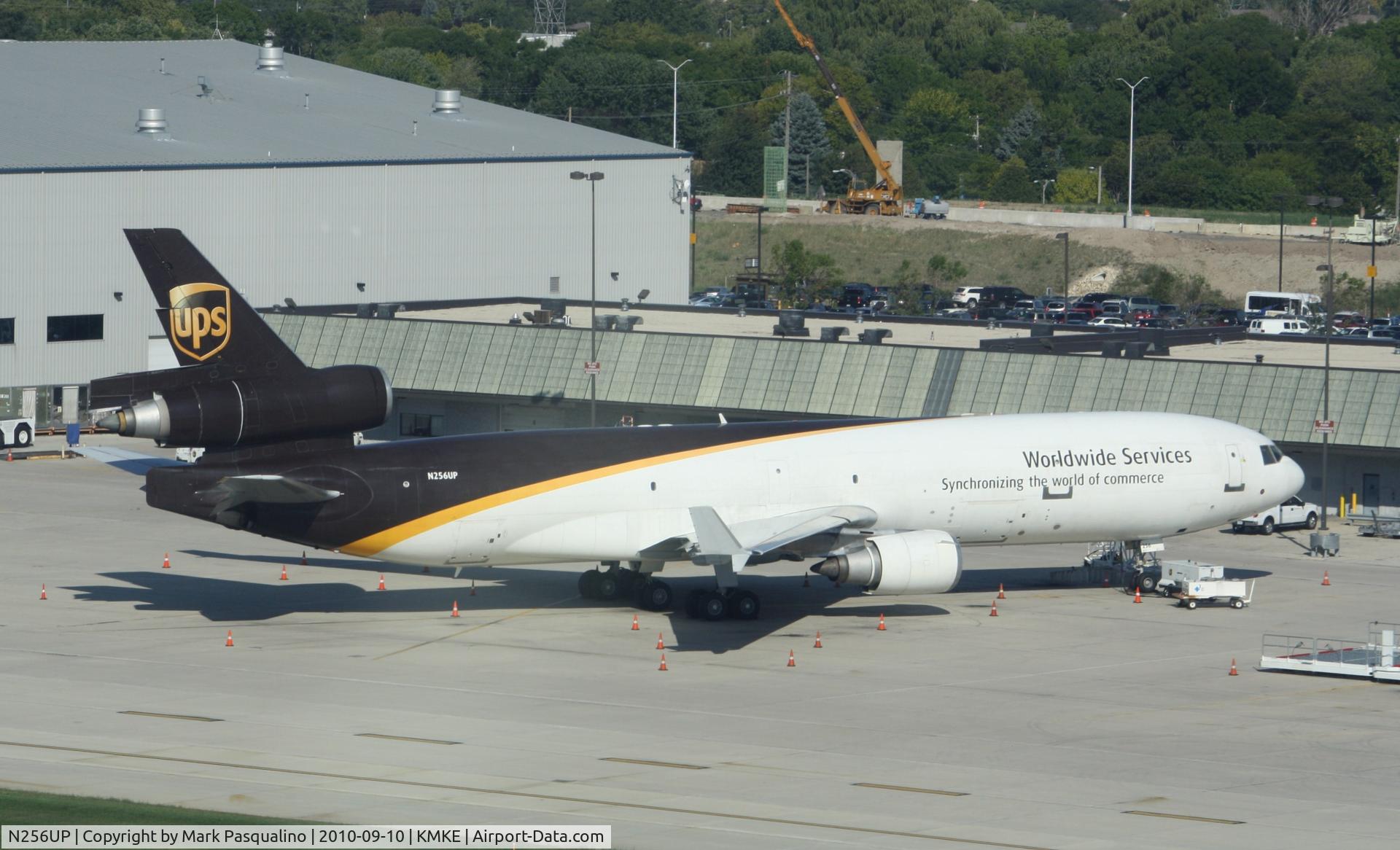 N256UP, 1992 McDonnell Douglas MD-11F C/N 48405, MD-11F