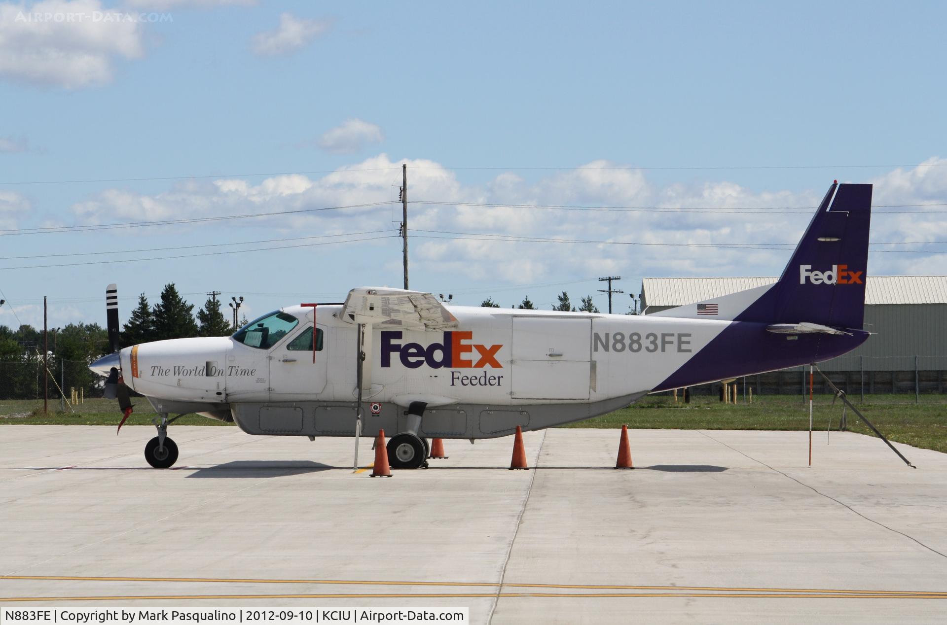N883FE, 1990 Cessna 208B Grand Caravan C/N 208B0210, Cessna 208B