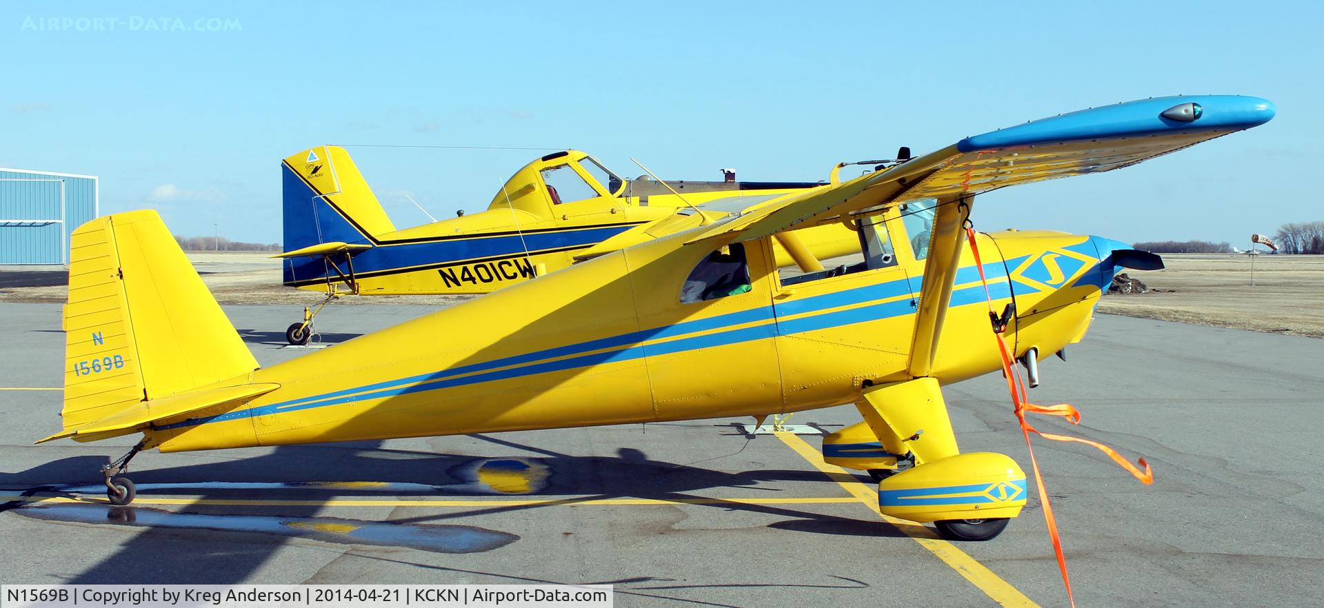 N1569B, 1948 Luscombe 8E Silvaire C/N 6196, Luscombe 8E Silvaire on the ramp in Crookston, MN.